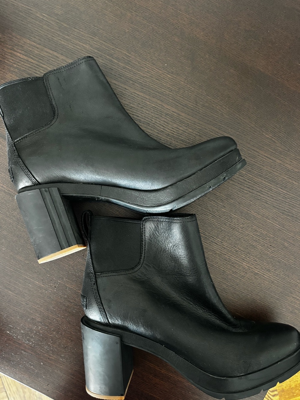 Sorel Women's Black Leather Block Heel Ankle Boots